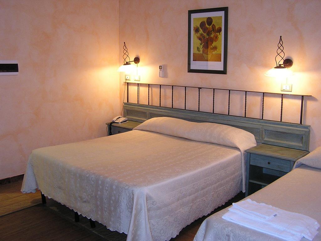 Hotel Mistral Portoscuso Dış mekan fotoğraf
