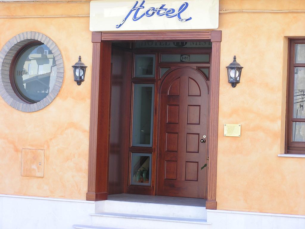 Hotel Mistral Portoscuso Dış mekan fotoğraf